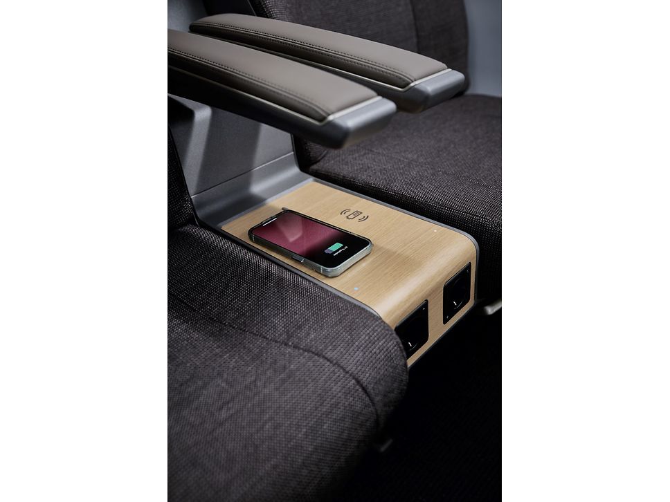 Induktive Ladefläche Sitz für ein drahtloses Laden von Smartphones