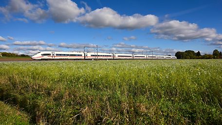 DB288136